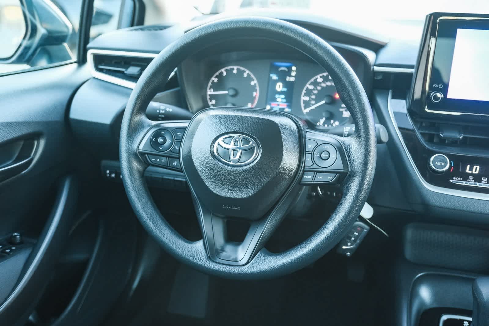 Thumbnail: 2025 Toyota Corolla - 17