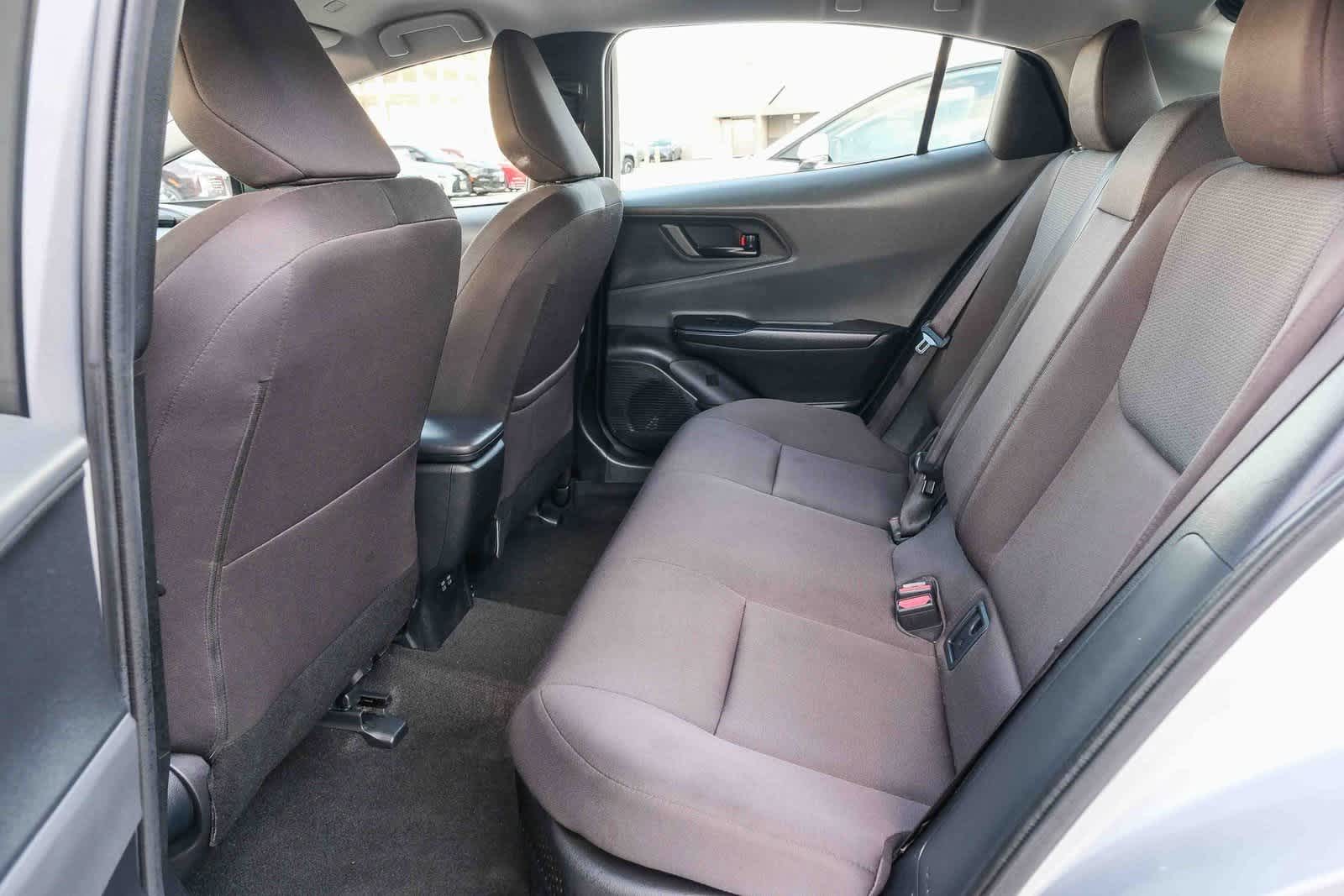 Thumbnail: 2024 Toyota Prius - 19