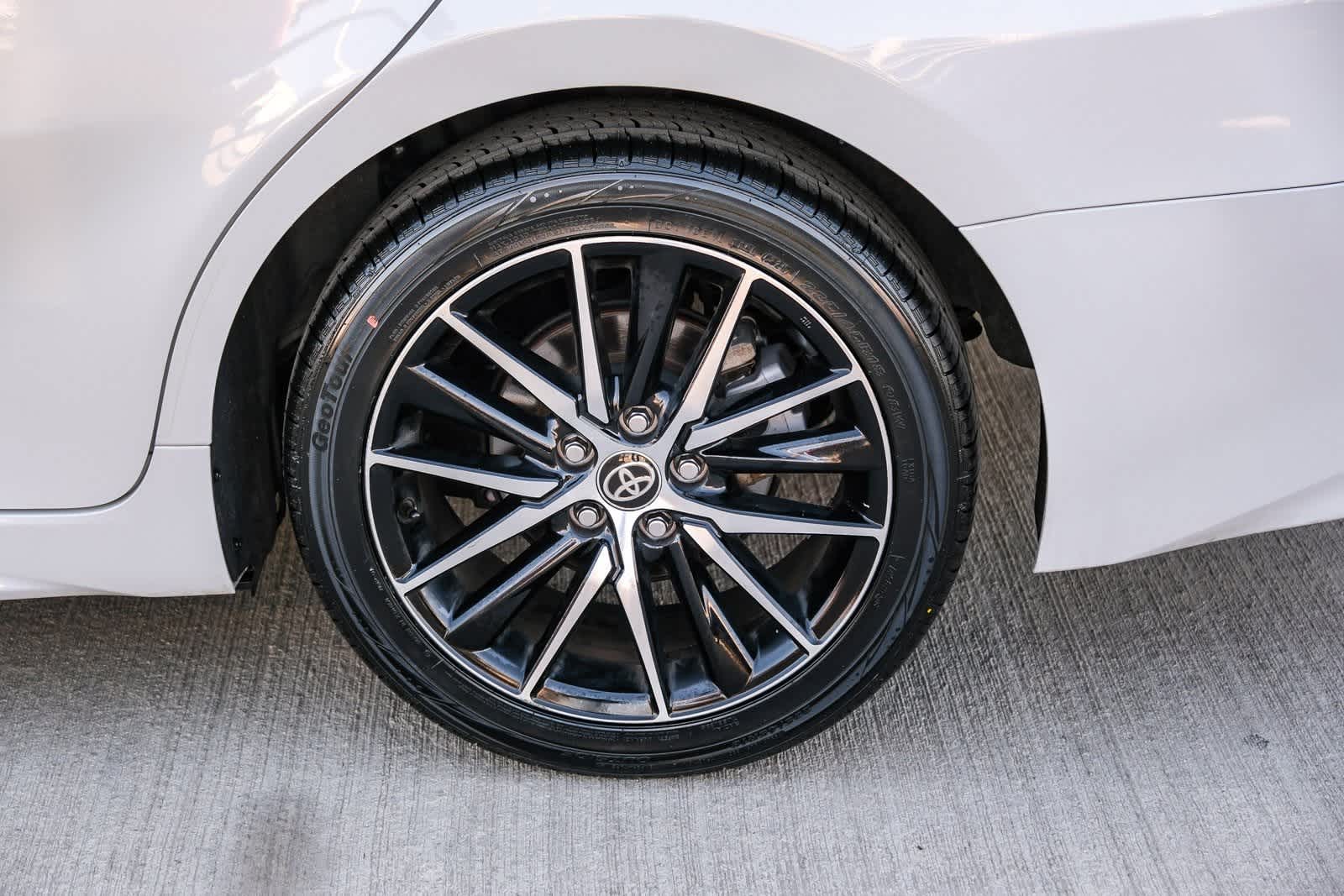 Thumbnail: 2024 Toyota Camry - 9