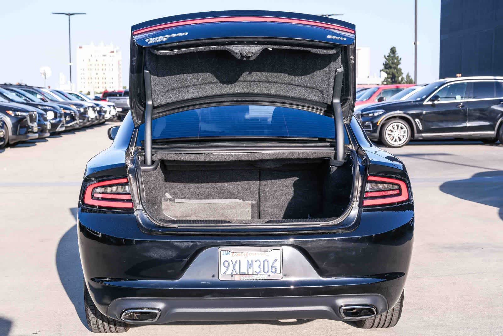 Thumbnail: 2016 Dodge Charger - 27