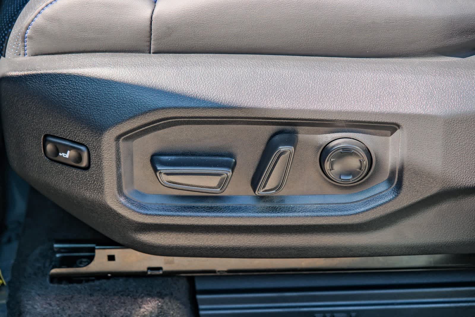 Thumbnail: 2022 Toyota Tundra - 22