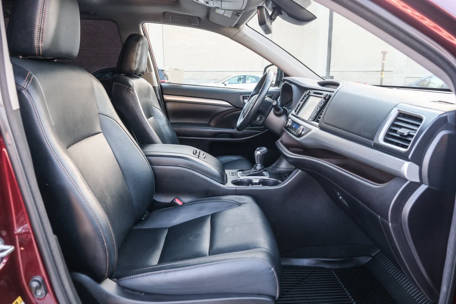 Thumbnail: 2018 Toyota Highlander - 13