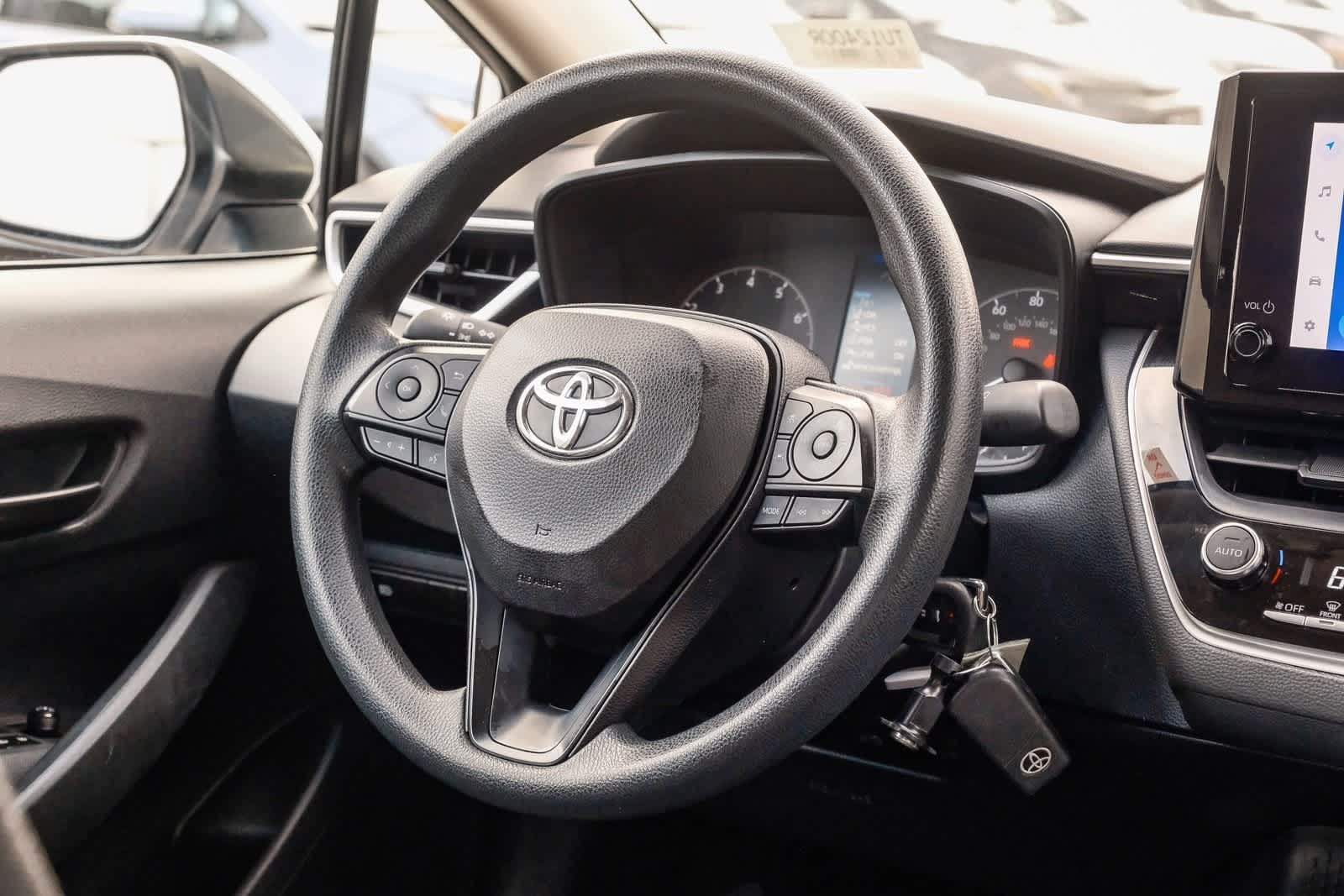 Thumbnail: 2023 Toyota Corolla - 17