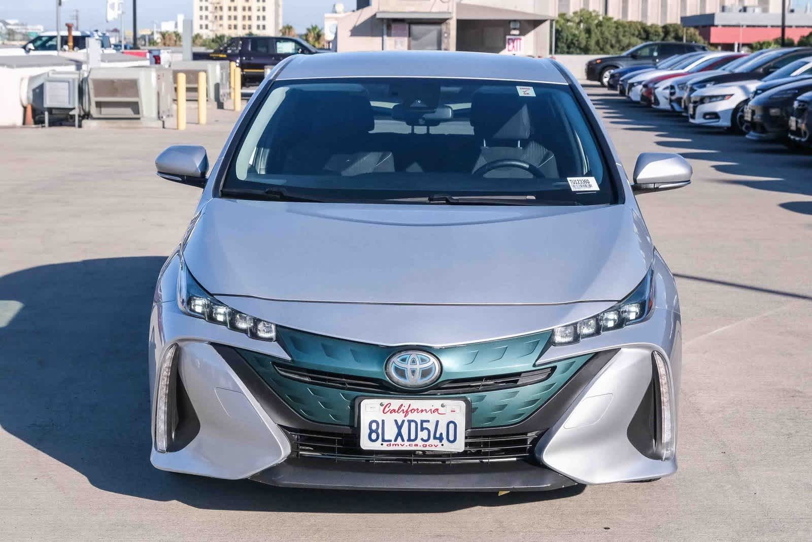 Thumbnail: 2020 Toyota Prius Prime - 2