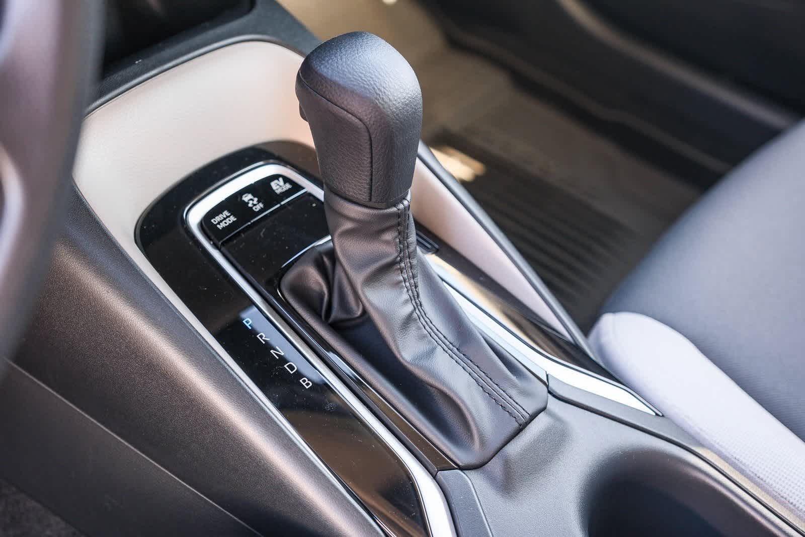 Thumbnail: 2025 Toyota Corolla - 22