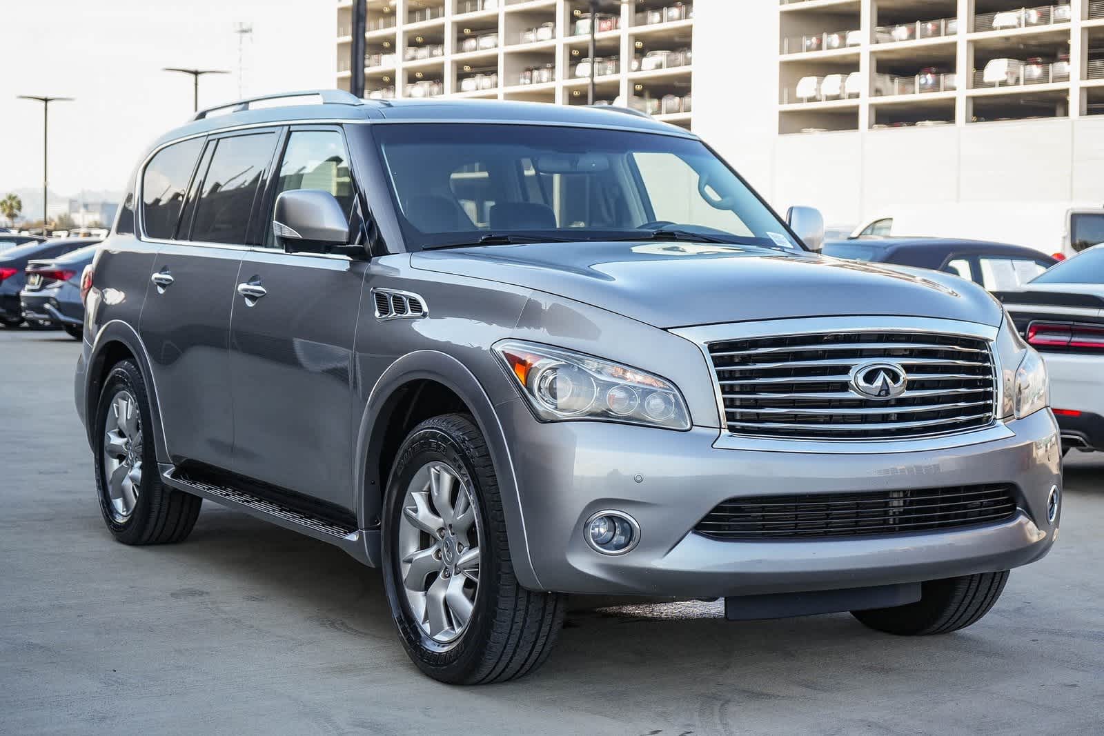 Thumbnail: 2012 INFINITI QX56 - 3