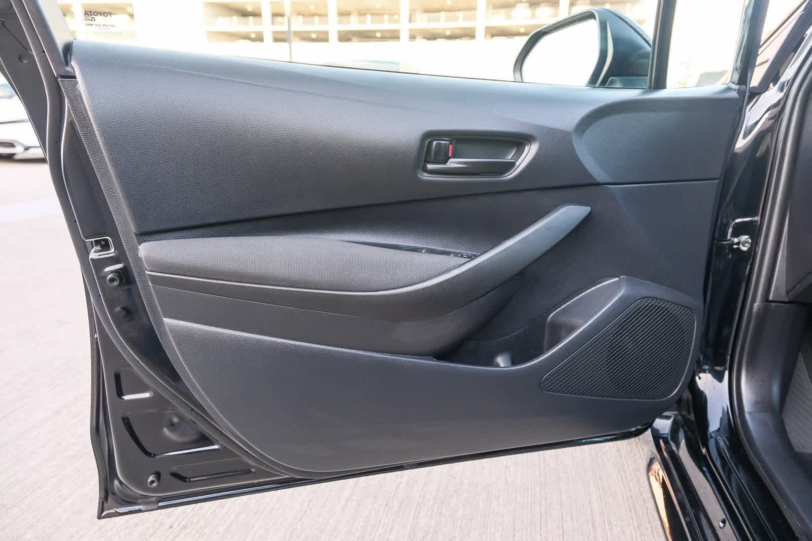 Thumbnail: 2025 Toyota Corolla - 23