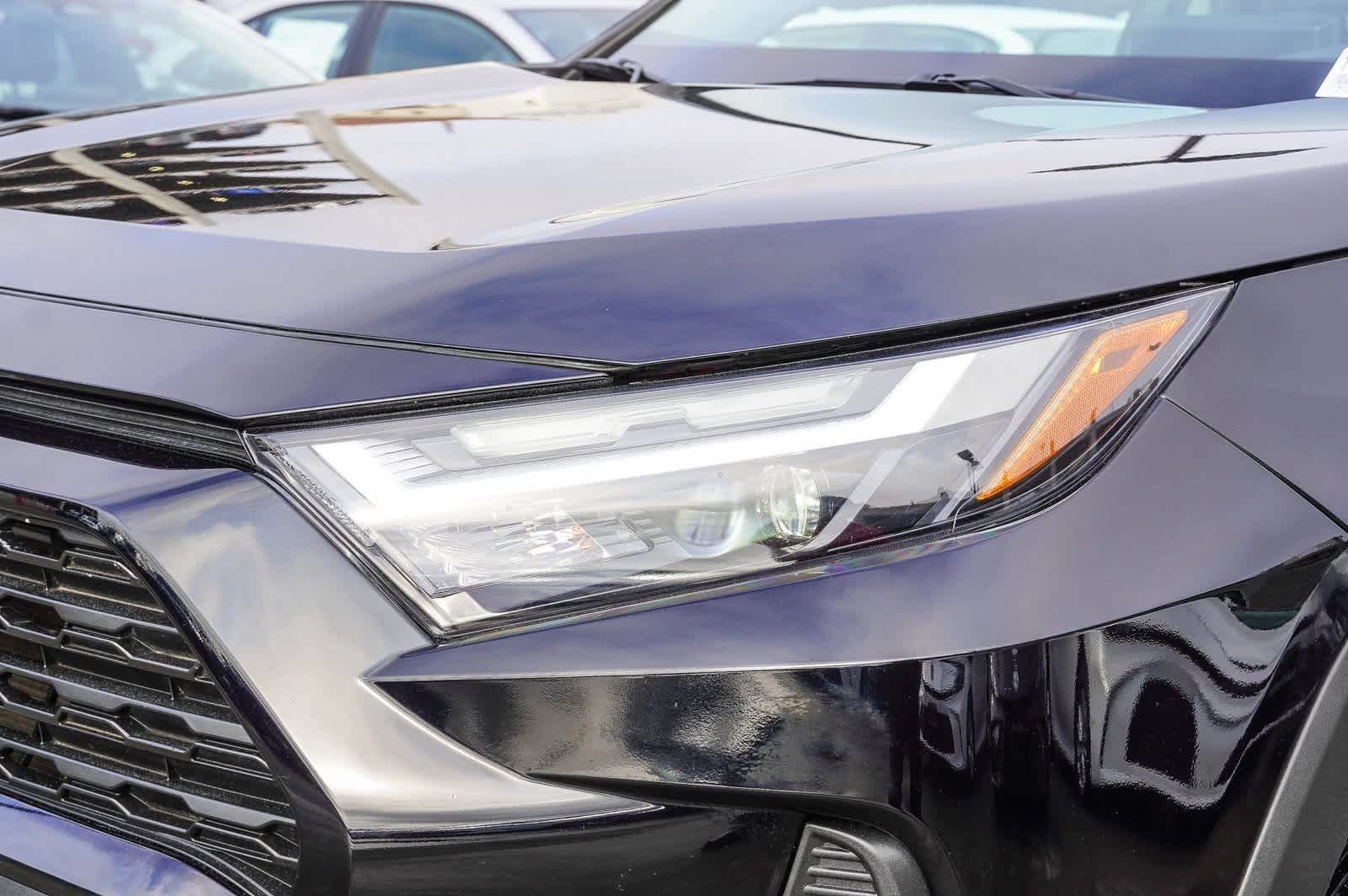 2022 Toyota RAV4 XLE 11