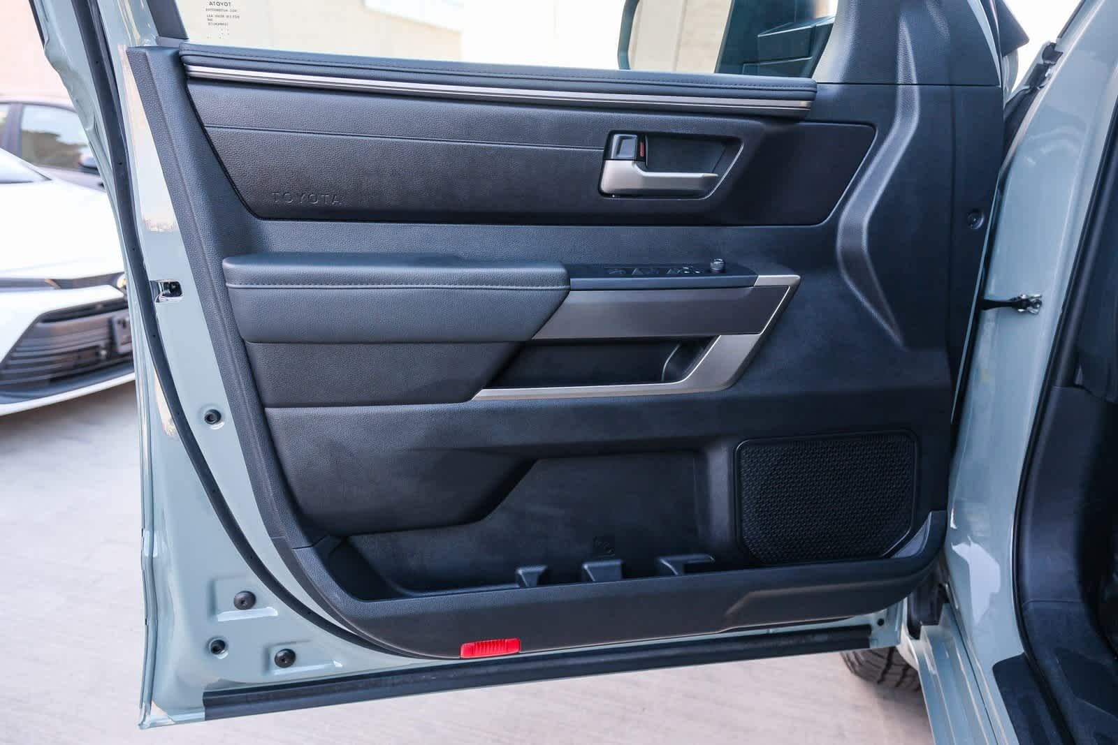 Thumbnail: 2023 Toyota Tundra - 23