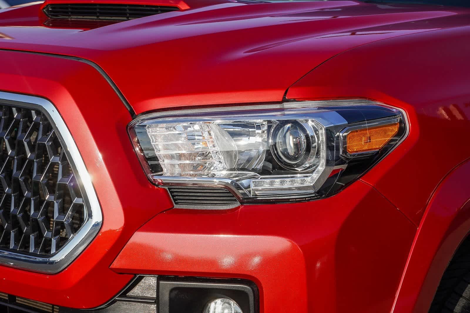 2019 Toyota Tacoma TRD Sport 11