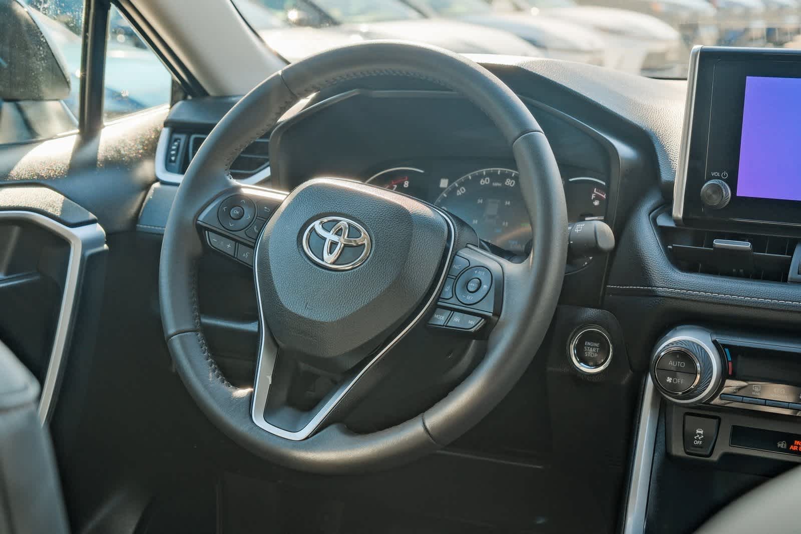 Thumbnail: 2024 Toyota RAV4 - 17