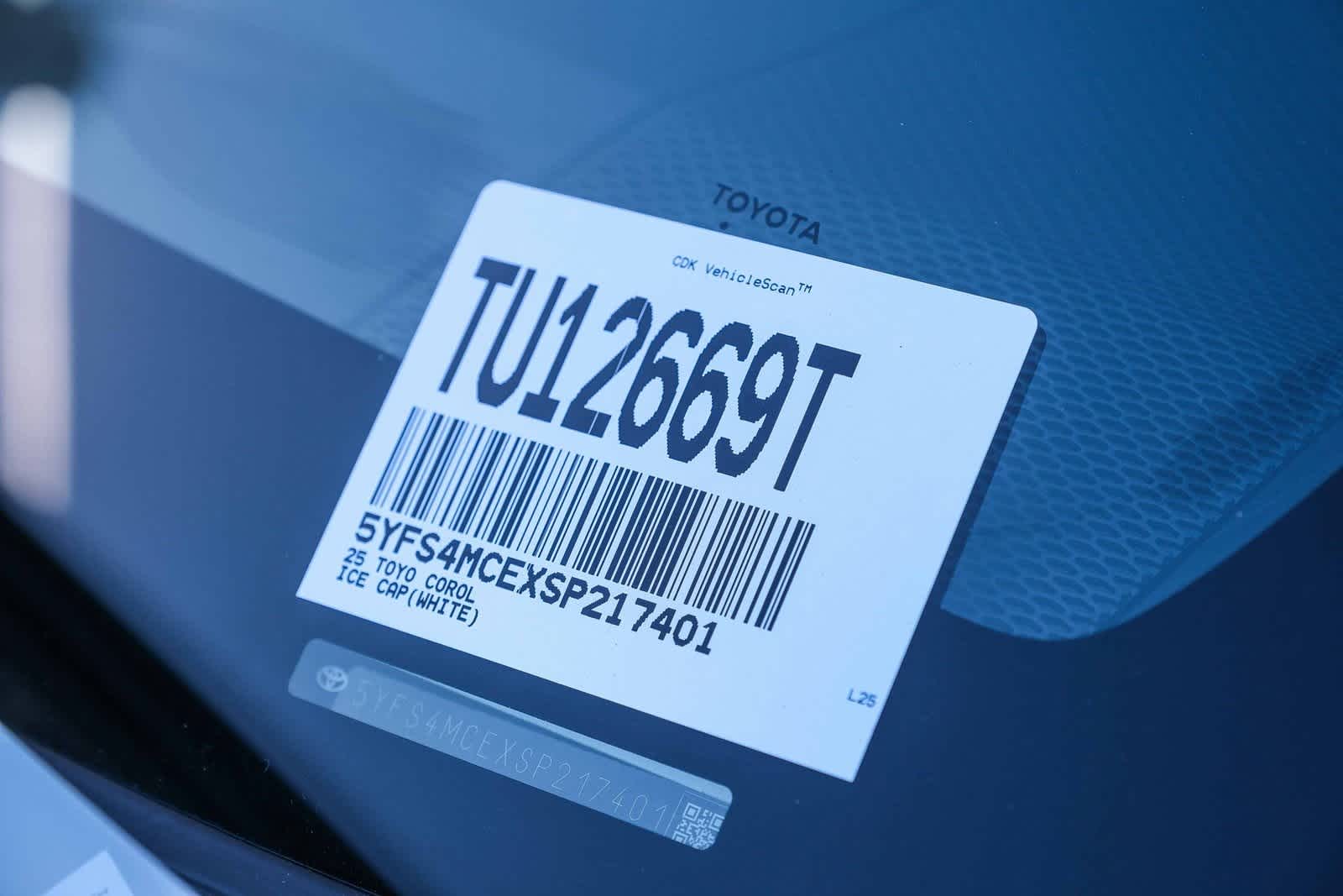 Thumbnail: 2025 Toyota Corolla - 27