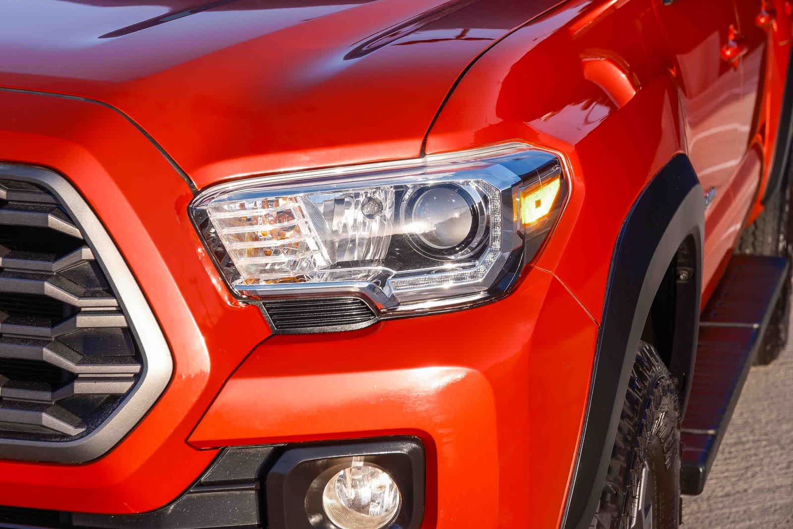 Thumbnail: 2023 Toyota Tacoma - 12