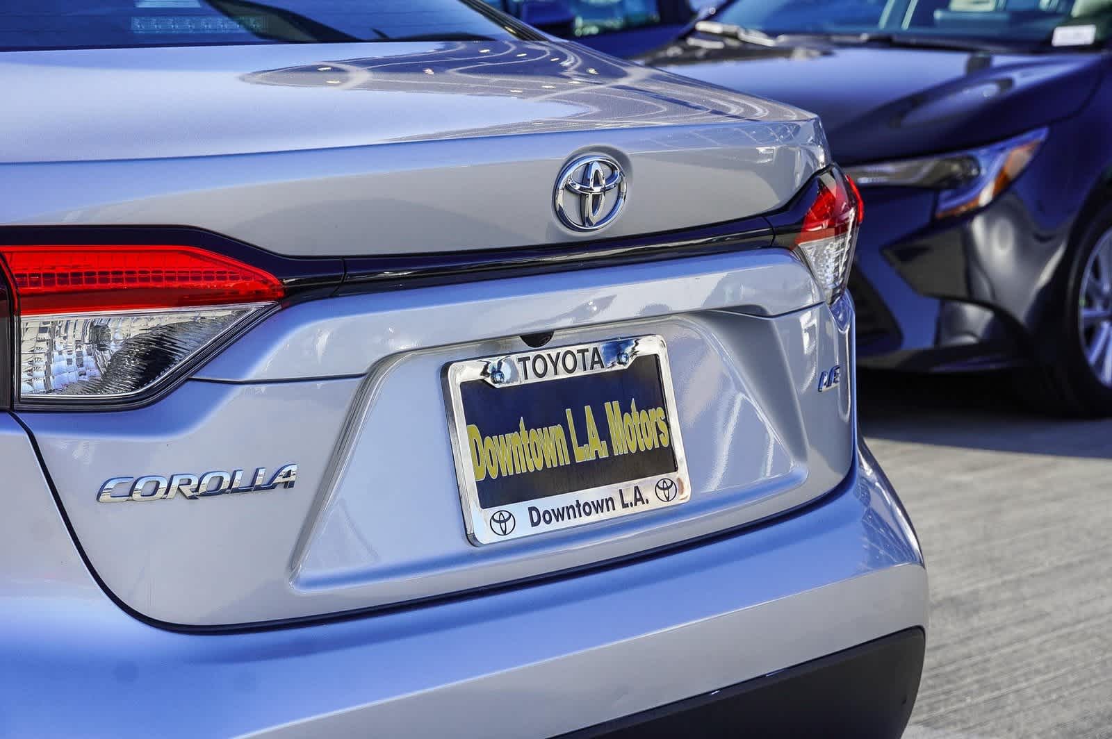 2021 Toyota Corolla LE 8