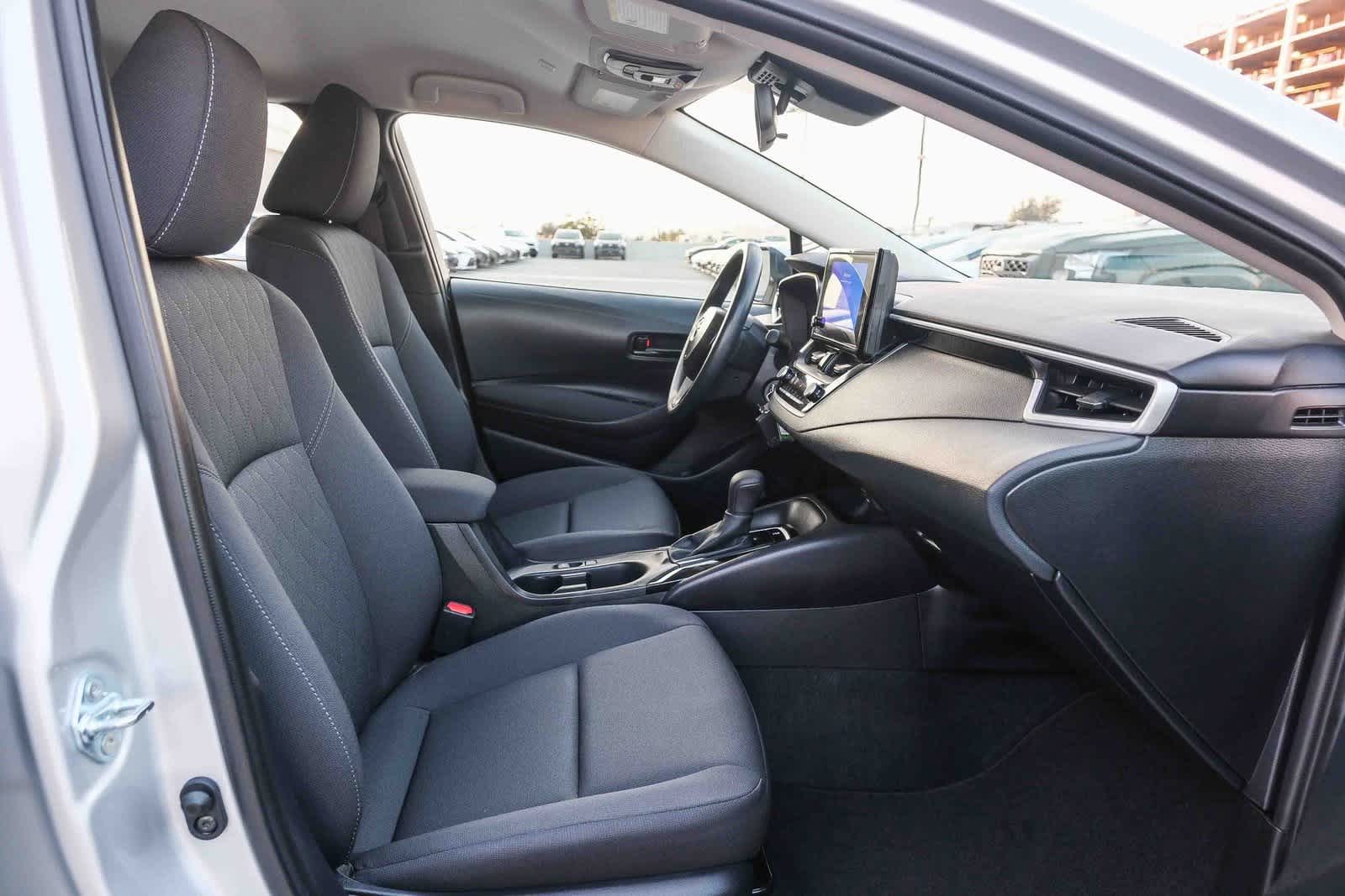 Thumbnail: 2025 Toyota Corolla - 18