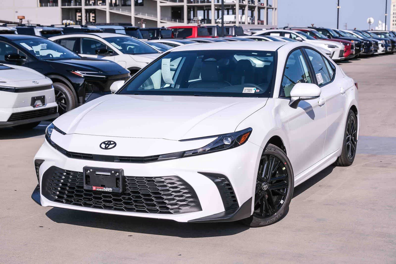 2026 Toyota Camry SE -
                  Los Angeles, CA