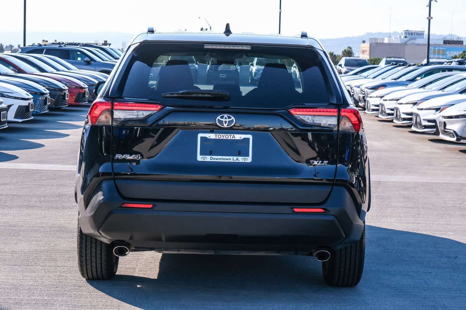Thumbnail: 2023 Toyota RAV4 - 5