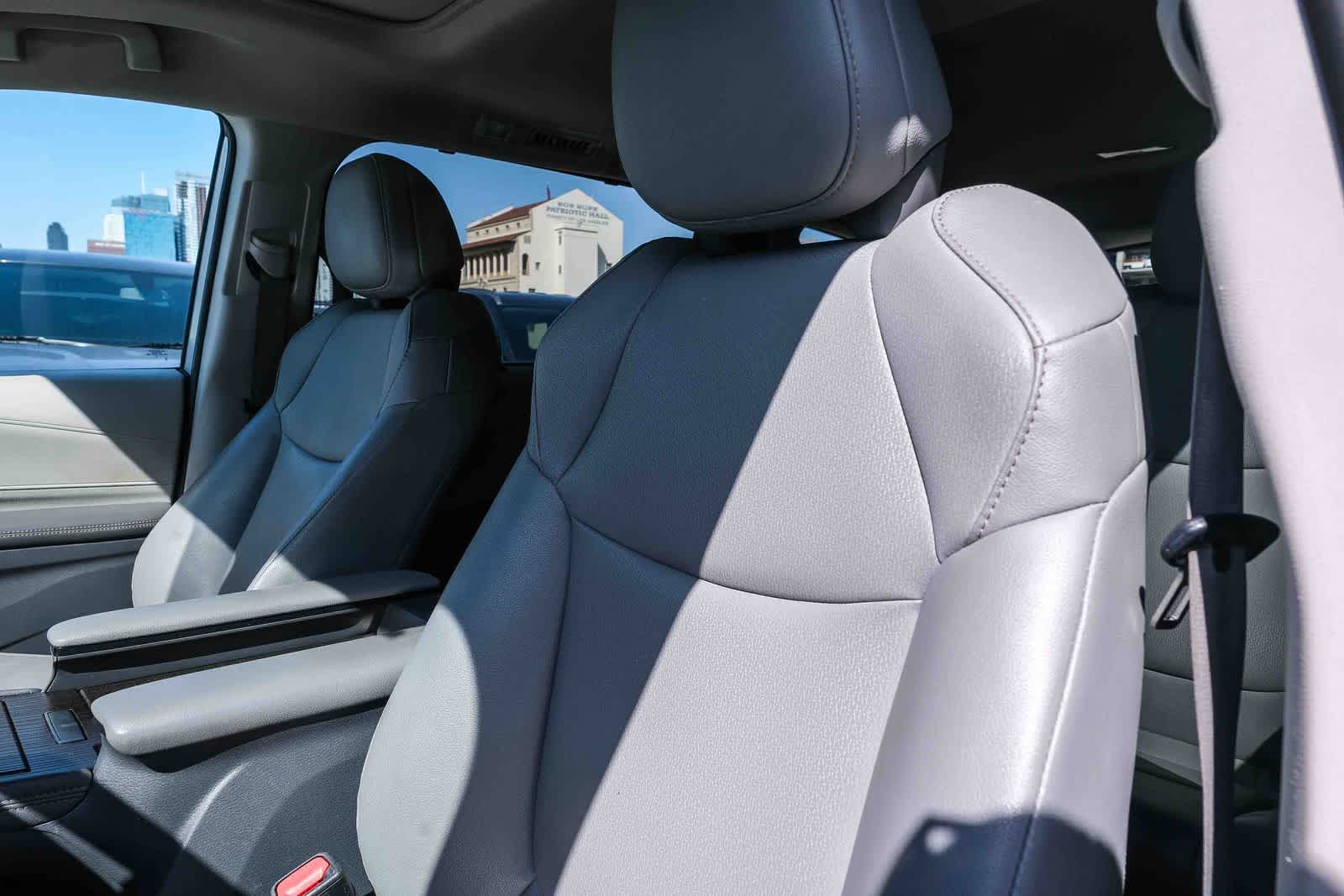 Thumbnail: 2023 Toyota Sienna - 19