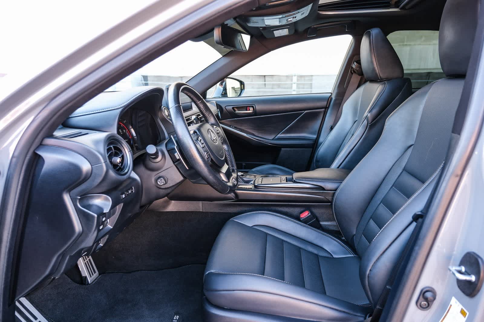 Thumbnail: 2024 Lexus IS - 19