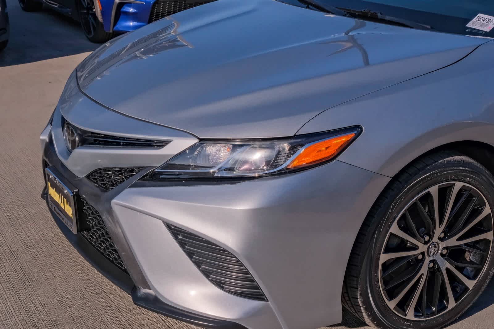 Thumbnail: 2020 Toyota Camry - 6