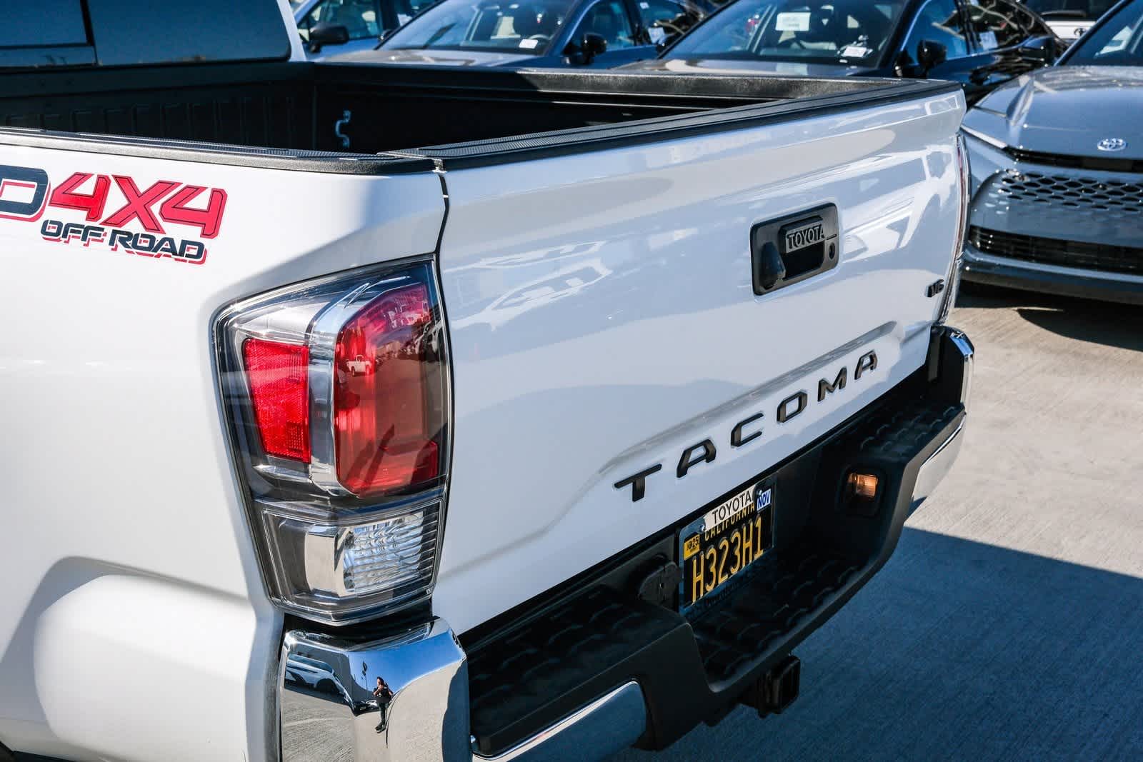 Thumbnail: 2023 Toyota Tacoma - 8