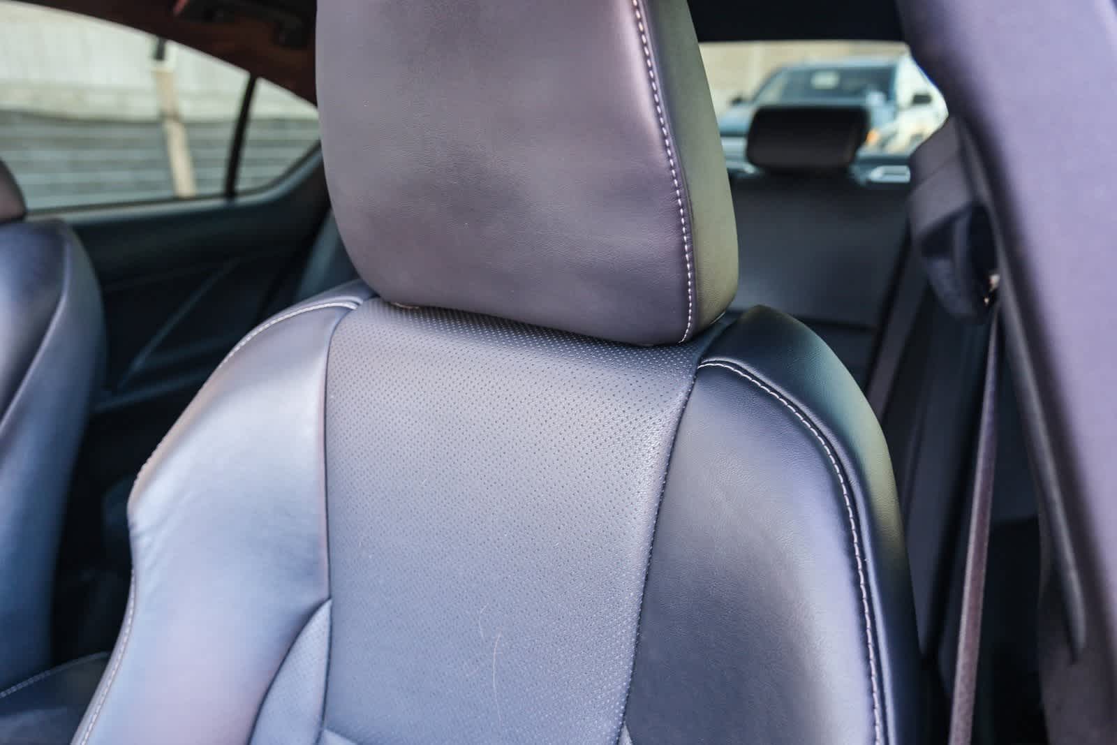 Thumbnail: 2024 Lexus IS - 21