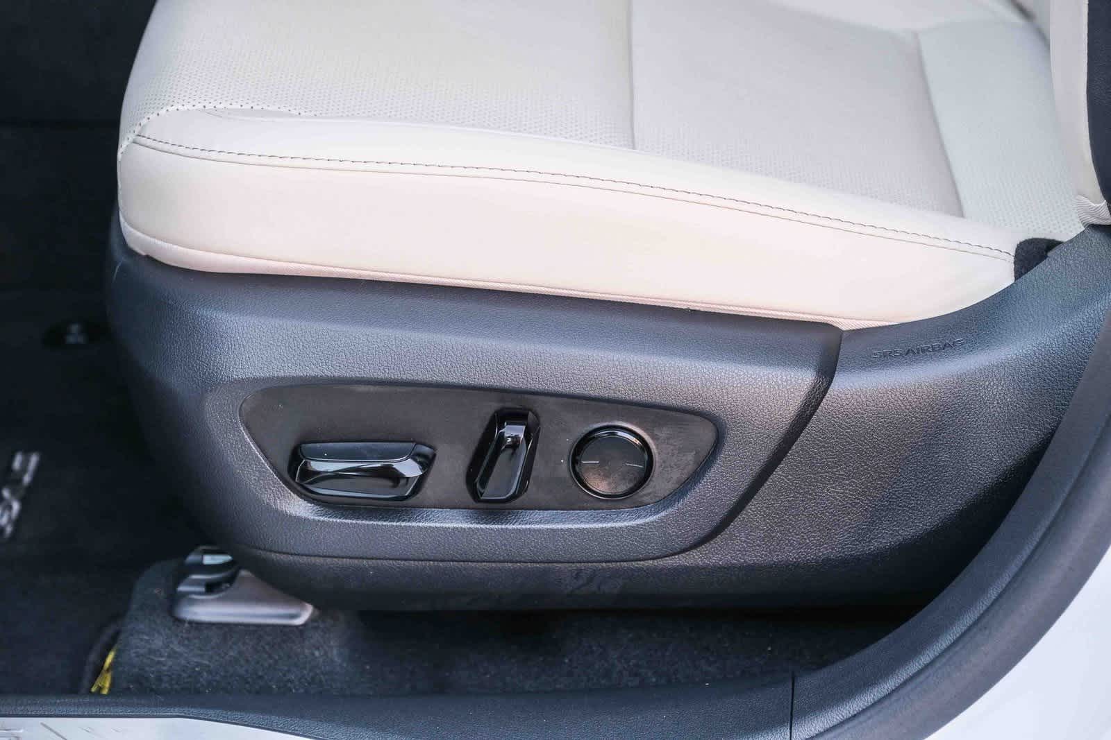 Thumbnail: 2024 Lexus RX - 23