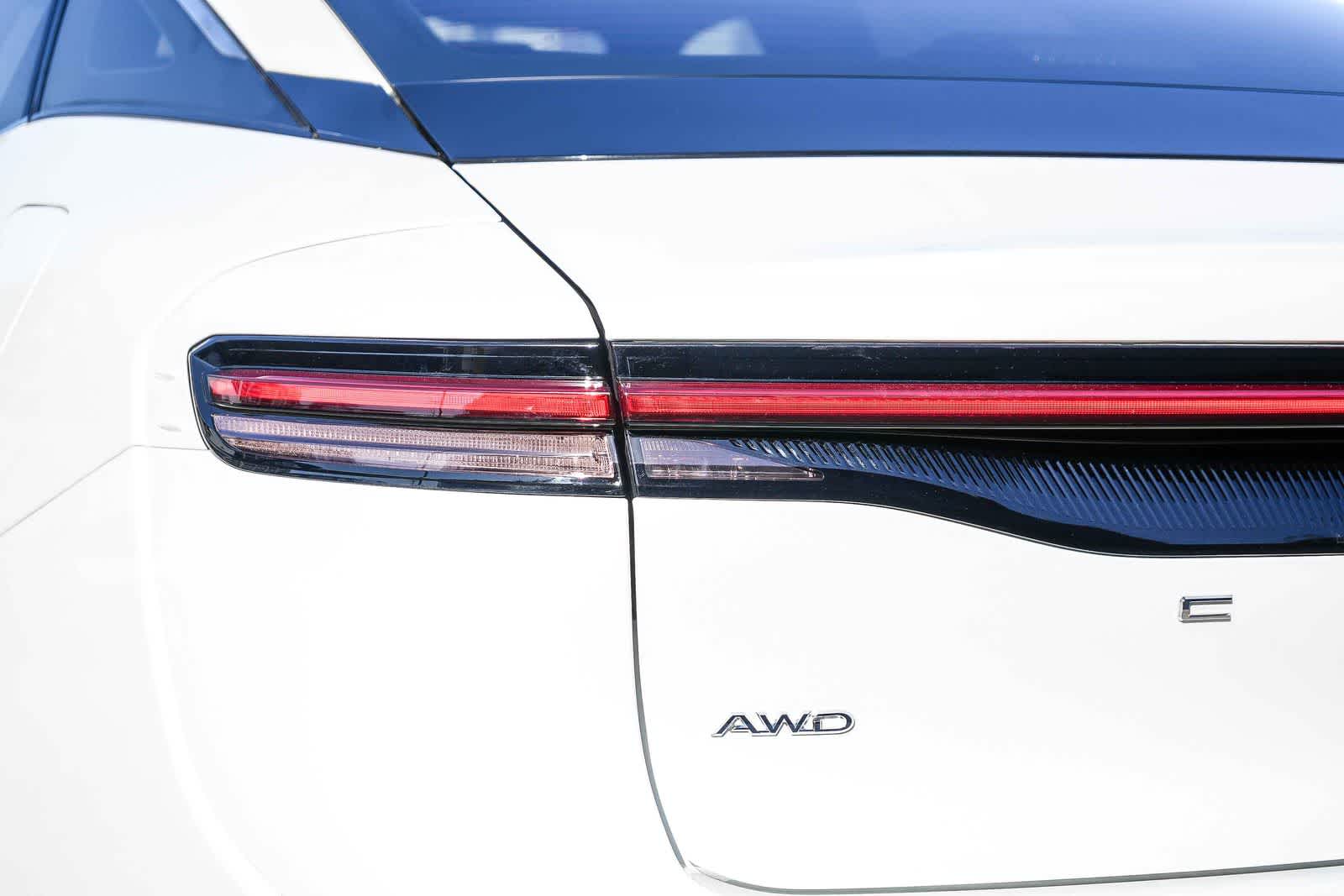 Thumbnail: 2023 Toyota Crown - 9