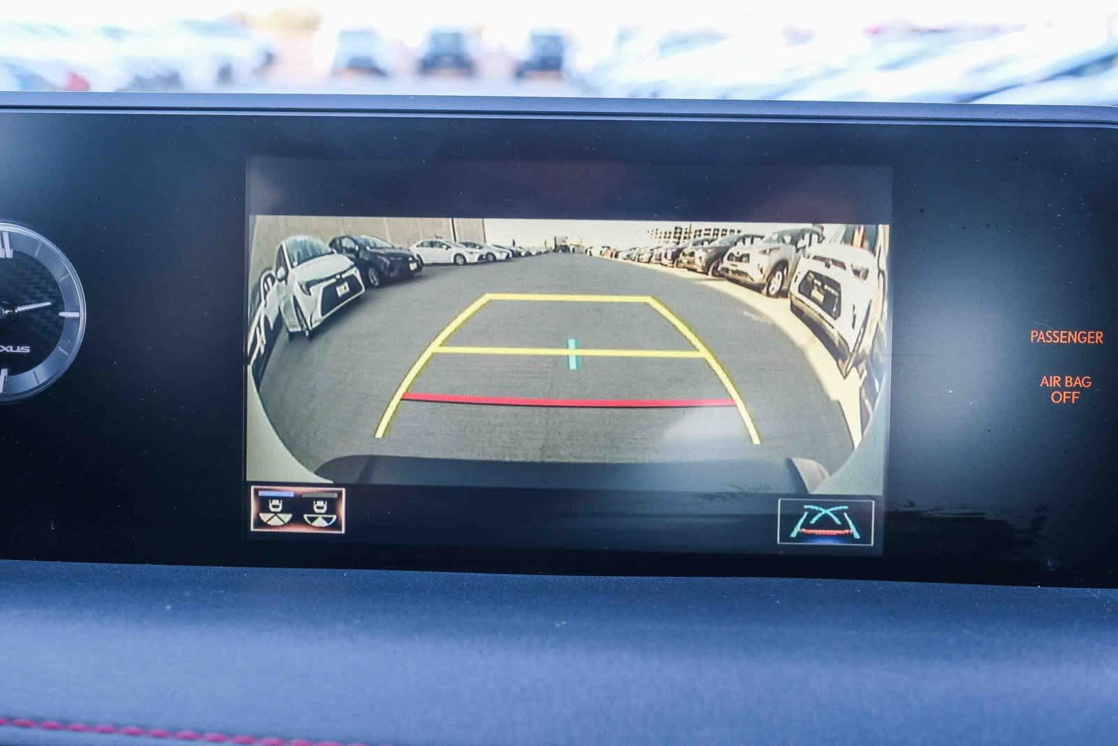 Thumbnail: 2019 Lexus UX - 26