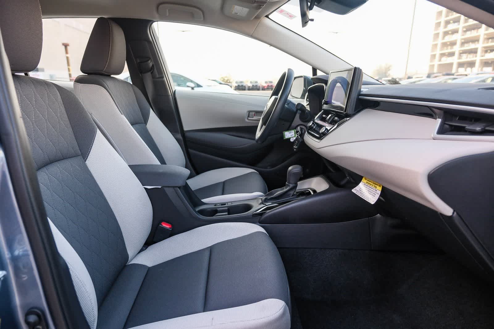 Thumbnail: 2025 Toyota Corolla - 17