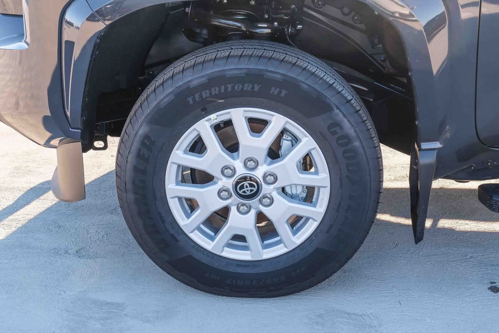 Thumbnail: 2025 Toyota Tacoma - 10