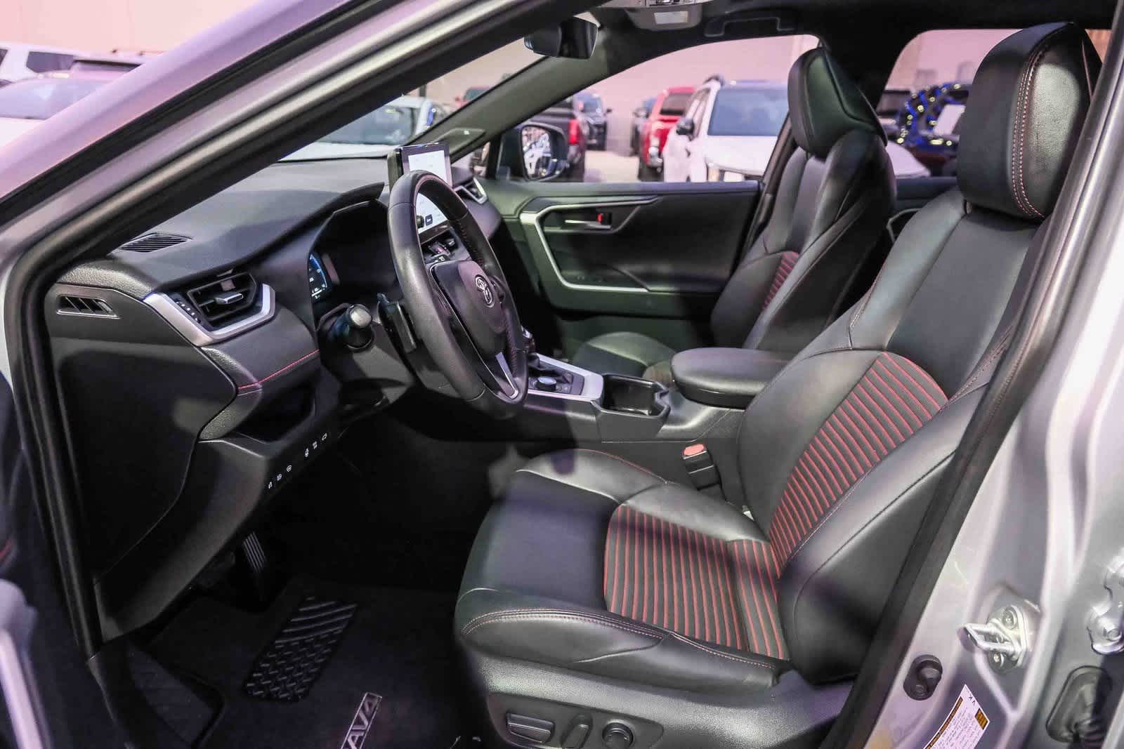 Thumbnail: 2024 Toyota RAV4 - 15