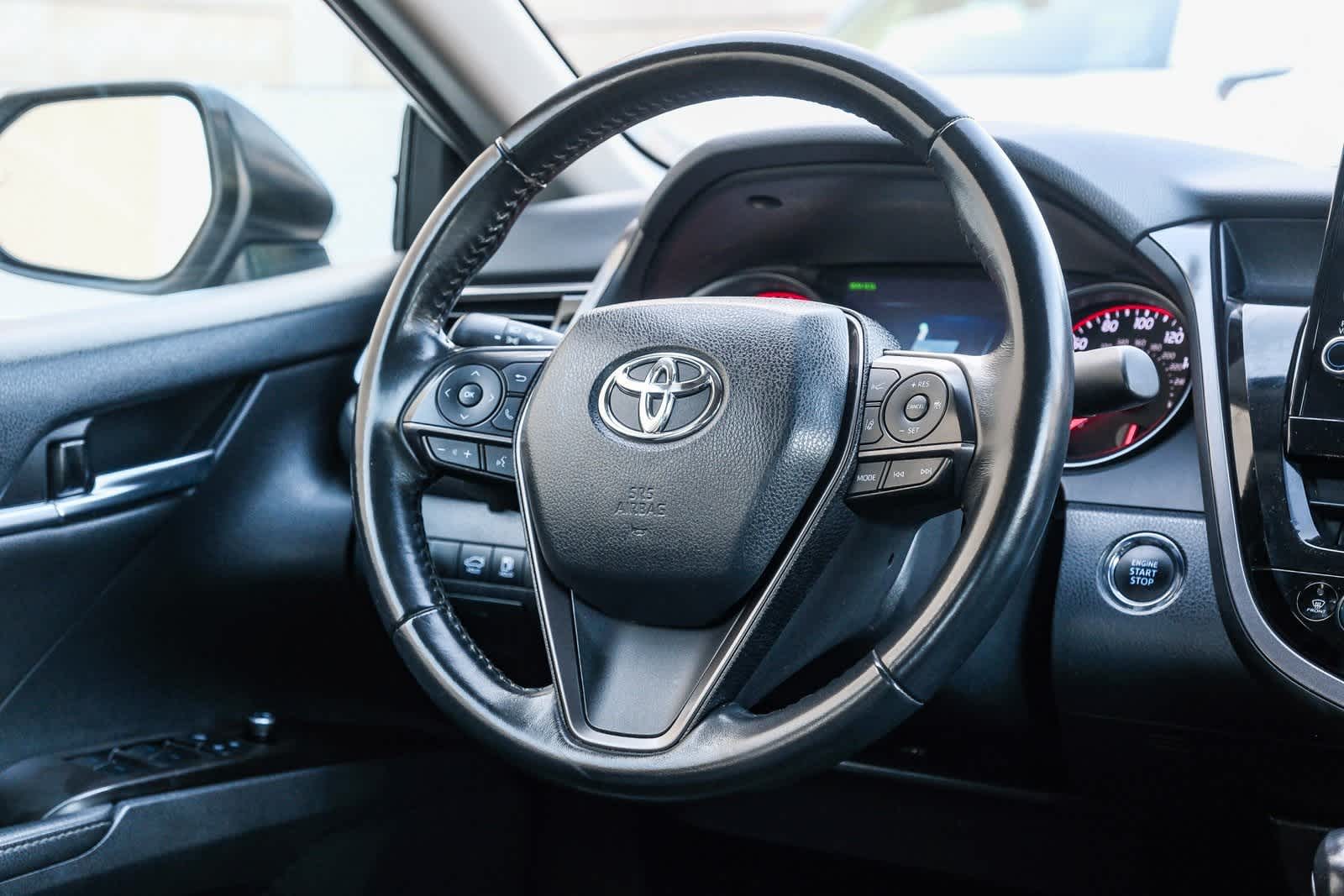 Thumbnail: 2022 Toyota Camry - 17