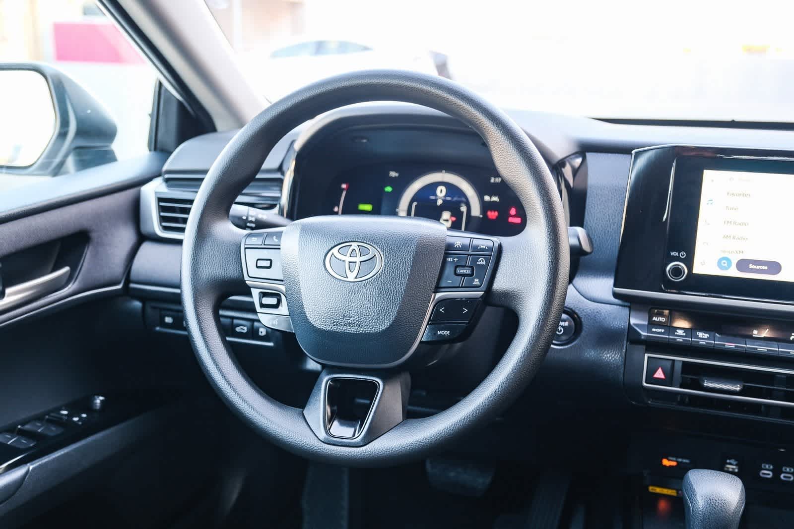 Thumbnail: 2025 Toyota Camry - 17