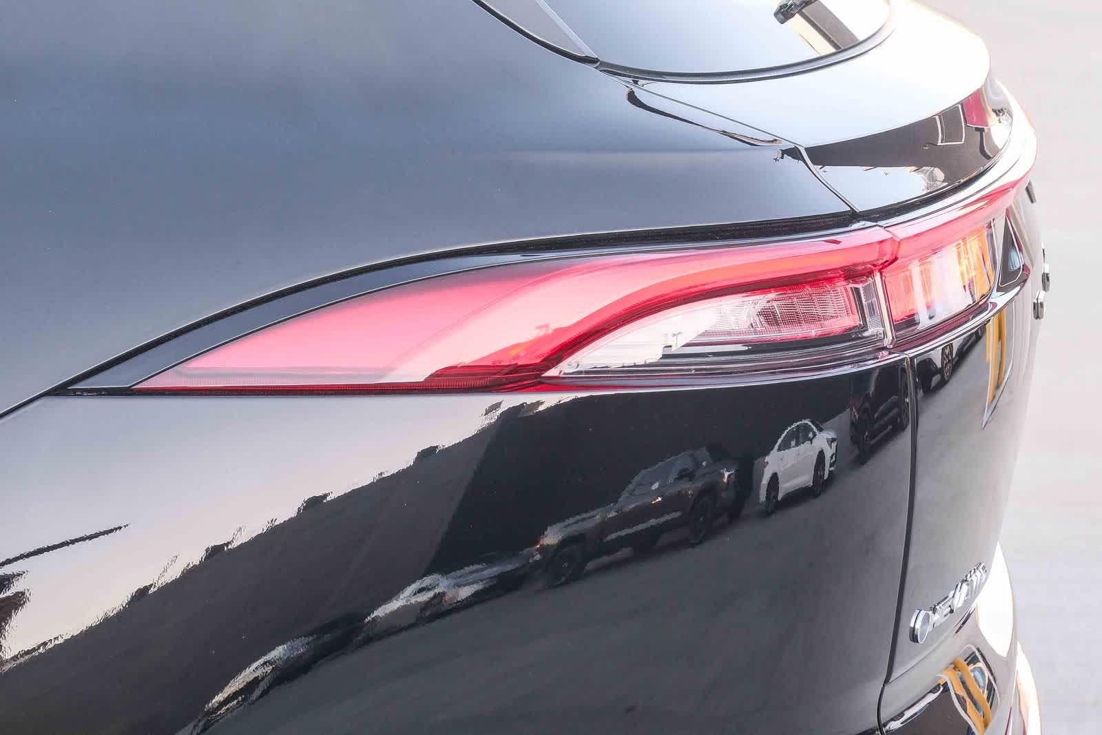 Thumbnail: 2025 Toyota Crown Signia - 7