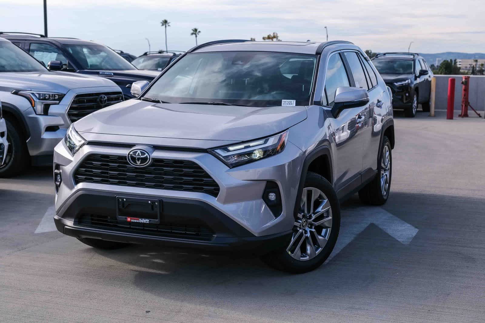 Thumbnail: 2025 Toyota RAV4 - 1