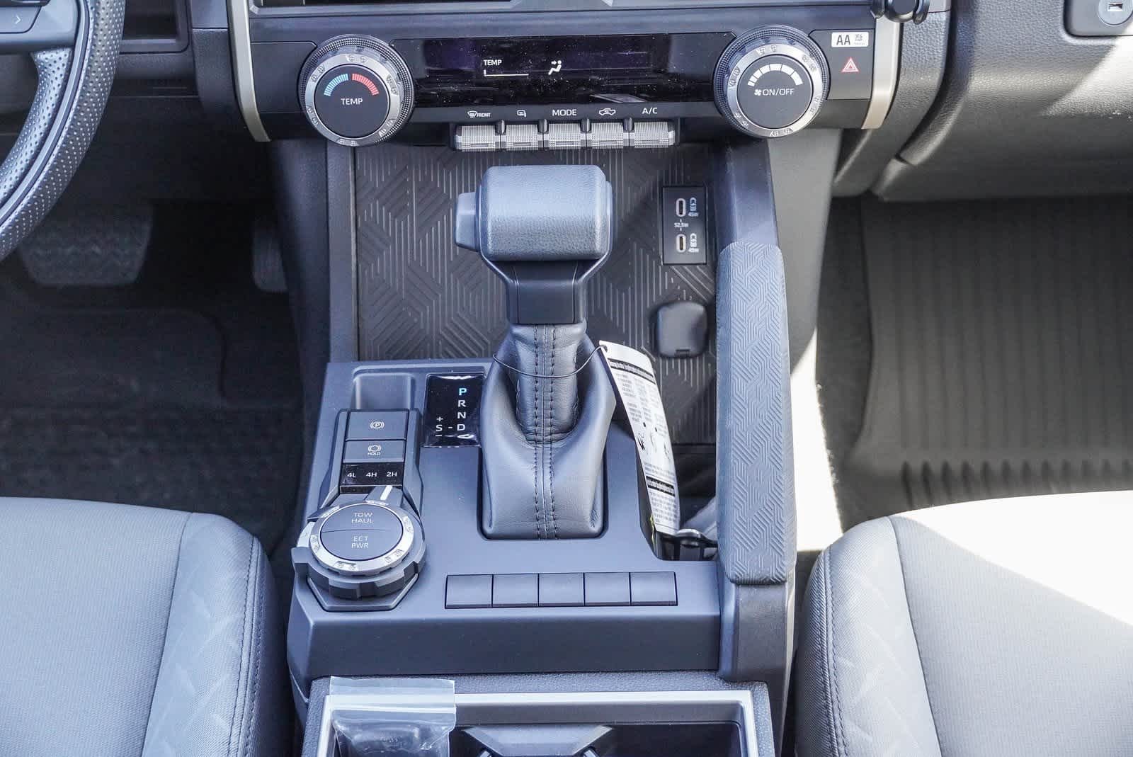 2025 Toyota Tacoma SR5 15