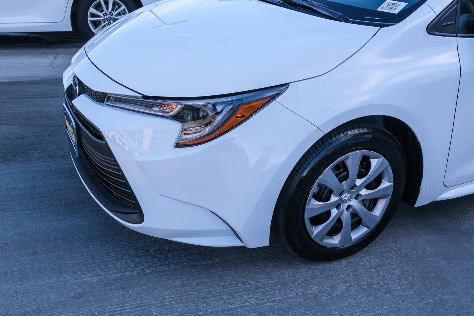 Thumbnail: 2025 Toyota Corolla - 12