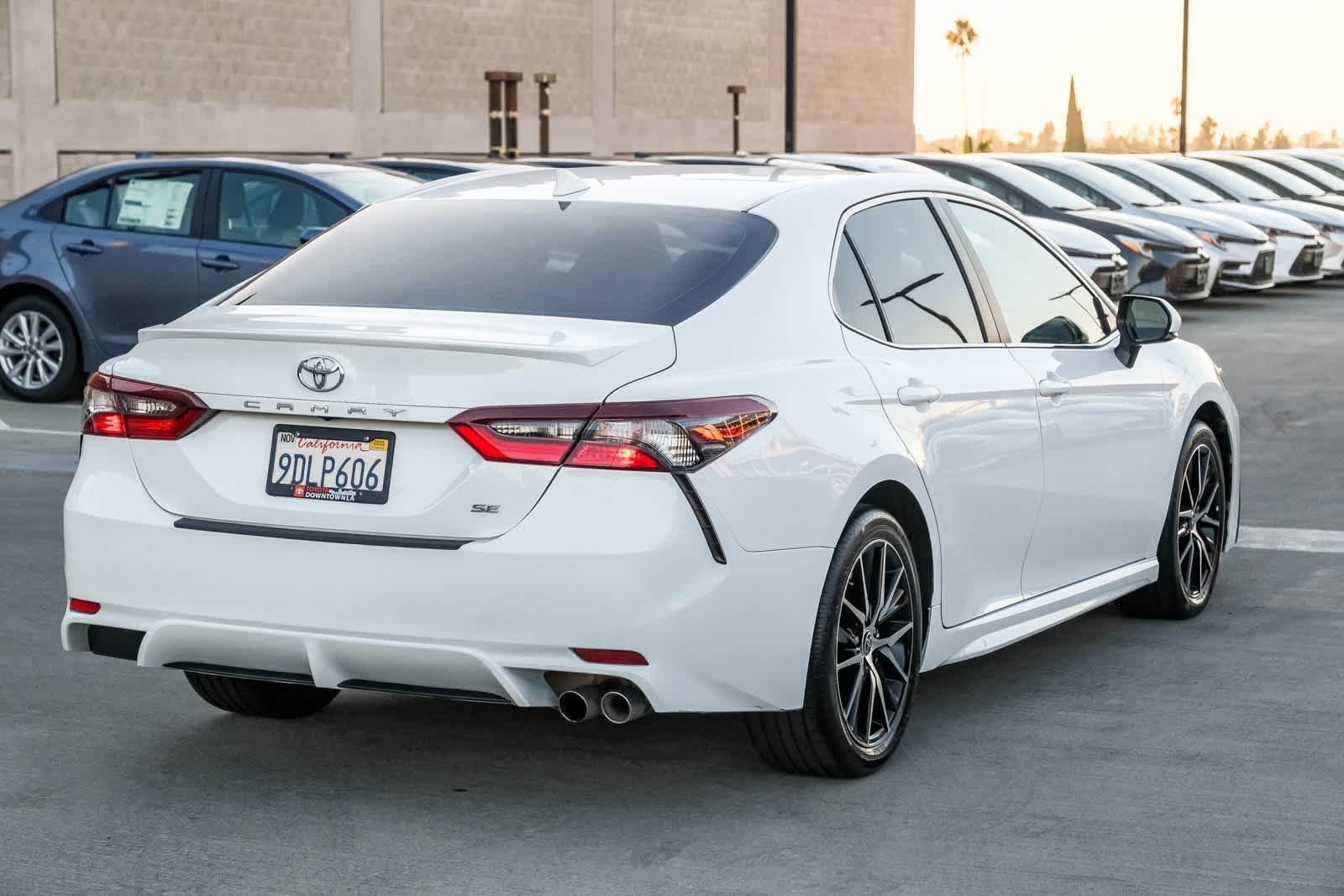 Thumbnail: 2023 Toyota Camry - 4