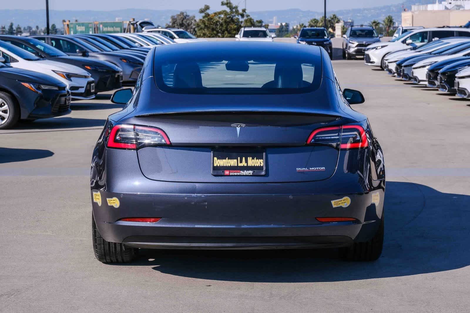 Thumbnail: 2022 Tesla Model 3 - 5