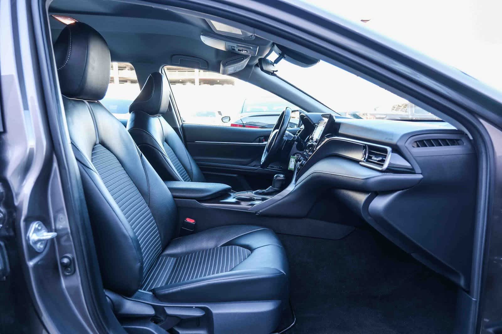 Thumbnail: 2023 Toyota Camry - 17