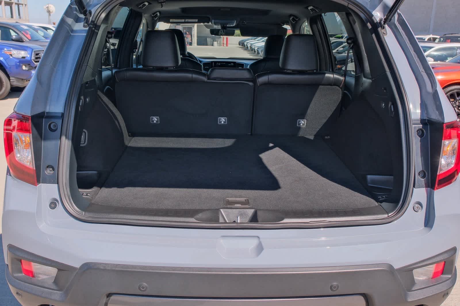 Thumbnail: 2023 Honda Passport - 25