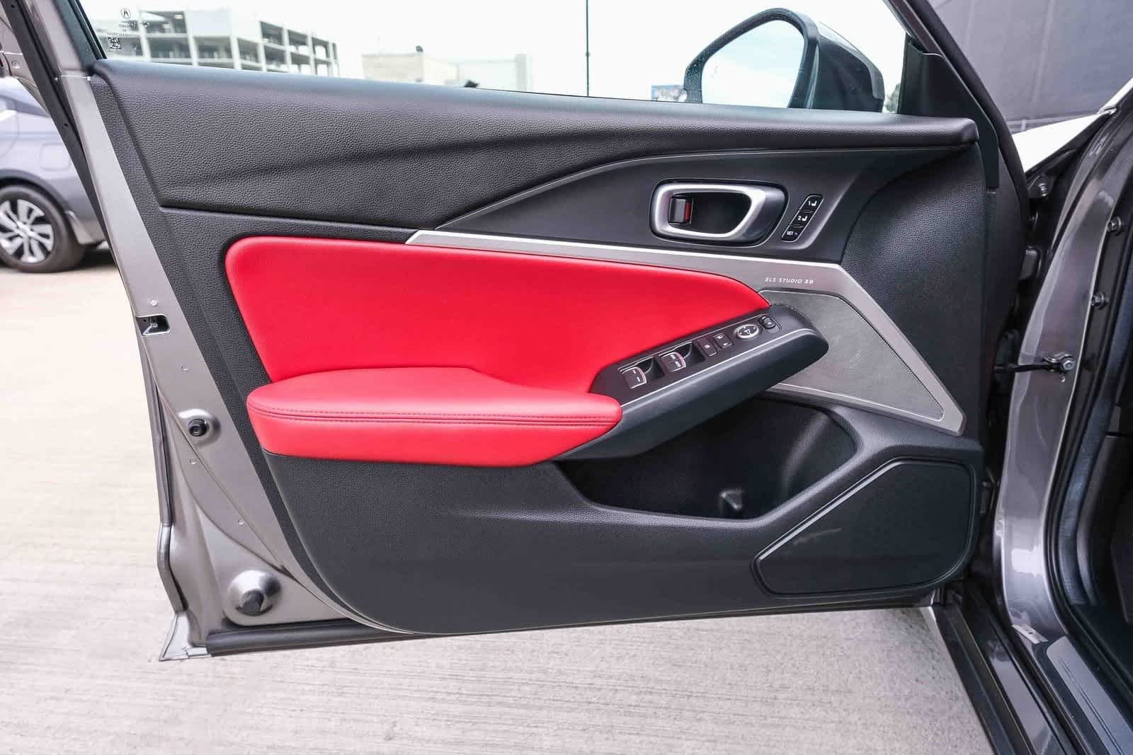 Thumbnail: 2024 Acura Integra - 18