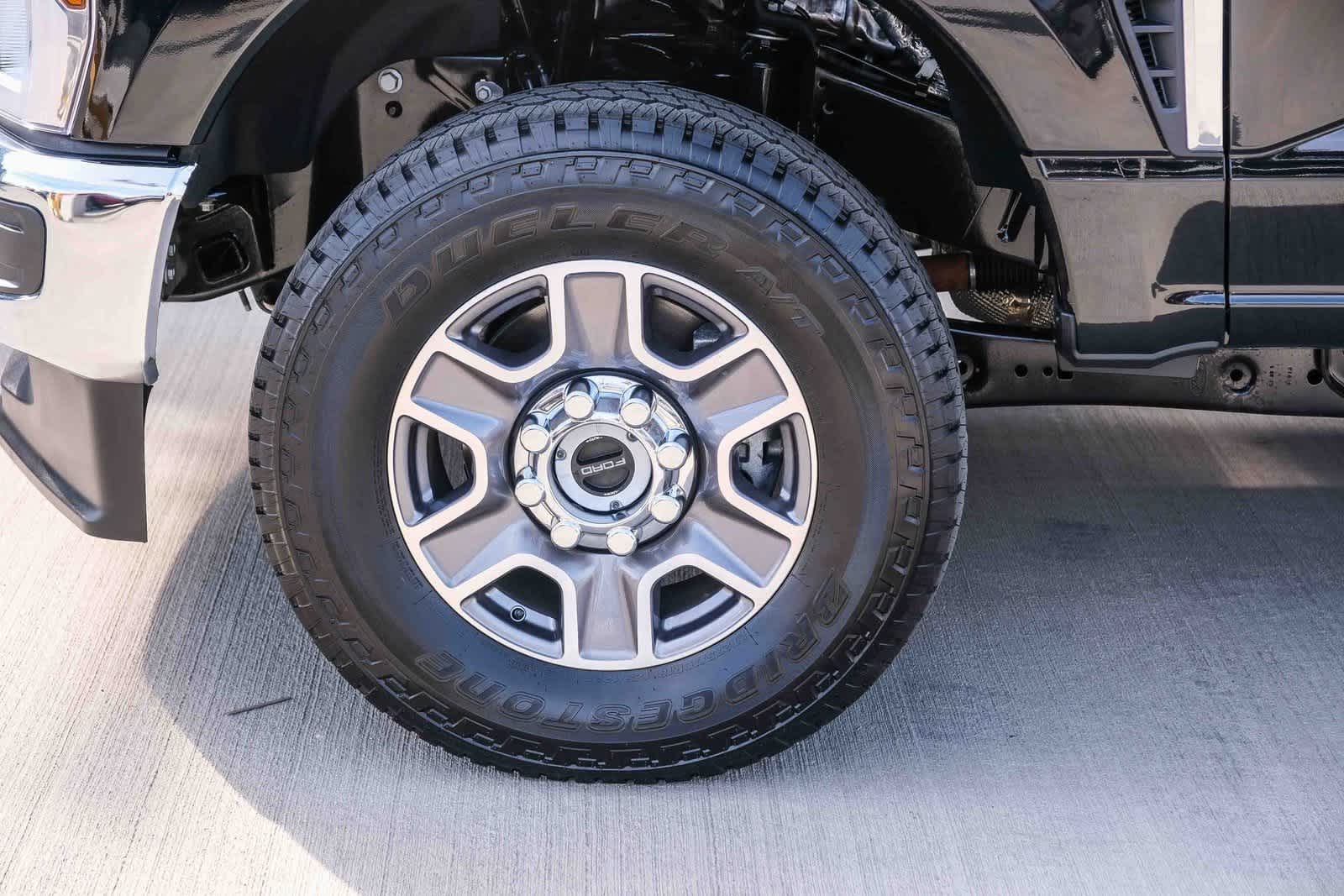 Thumbnail: 2025 Ford F-250 - 10