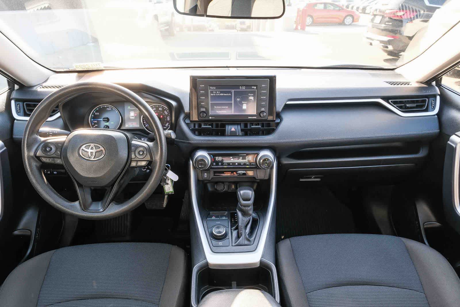 Thumbnail: 2022 Toyota RAV4 - 13