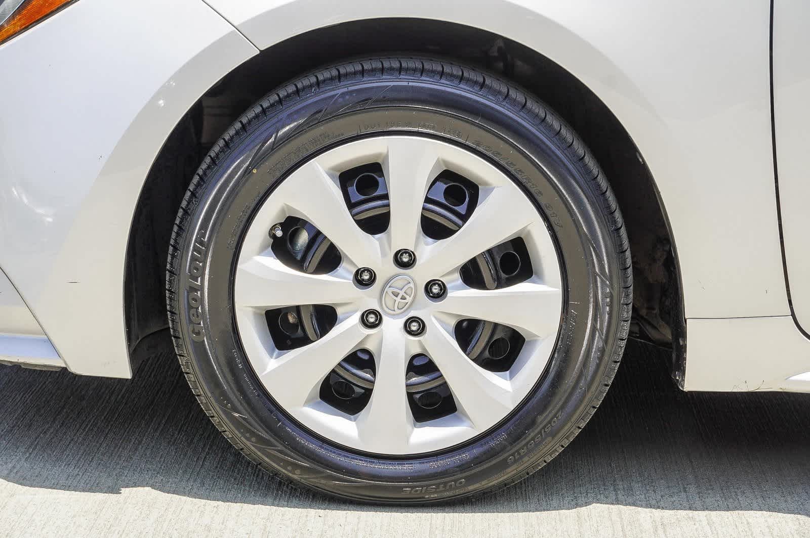 2021 Toyota Corolla LE 10