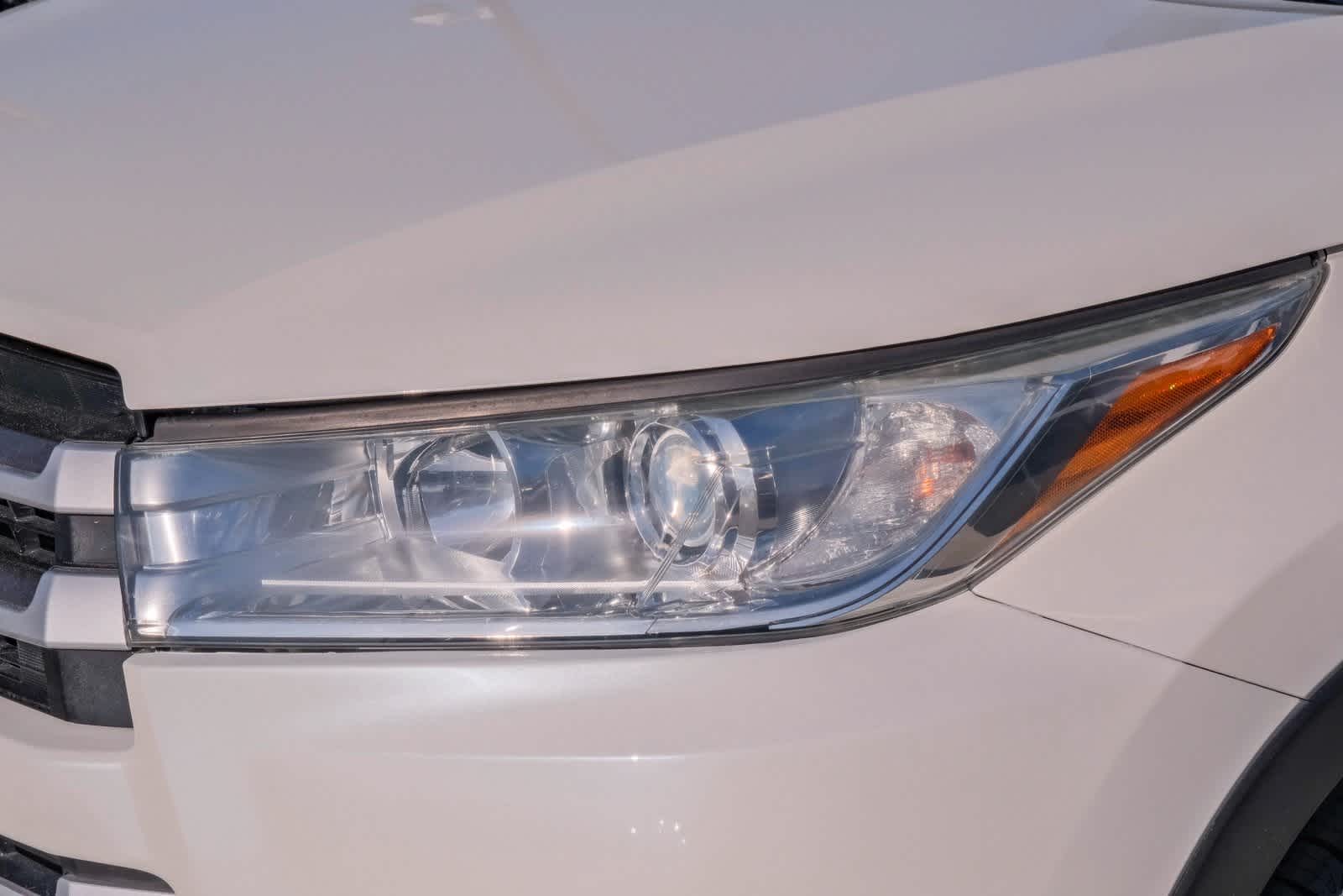 Thumbnail: 2019 Toyota Highlander - 5