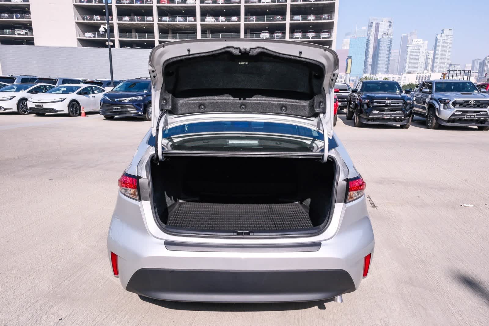 Thumbnail: 2025 Toyota Corolla - 26