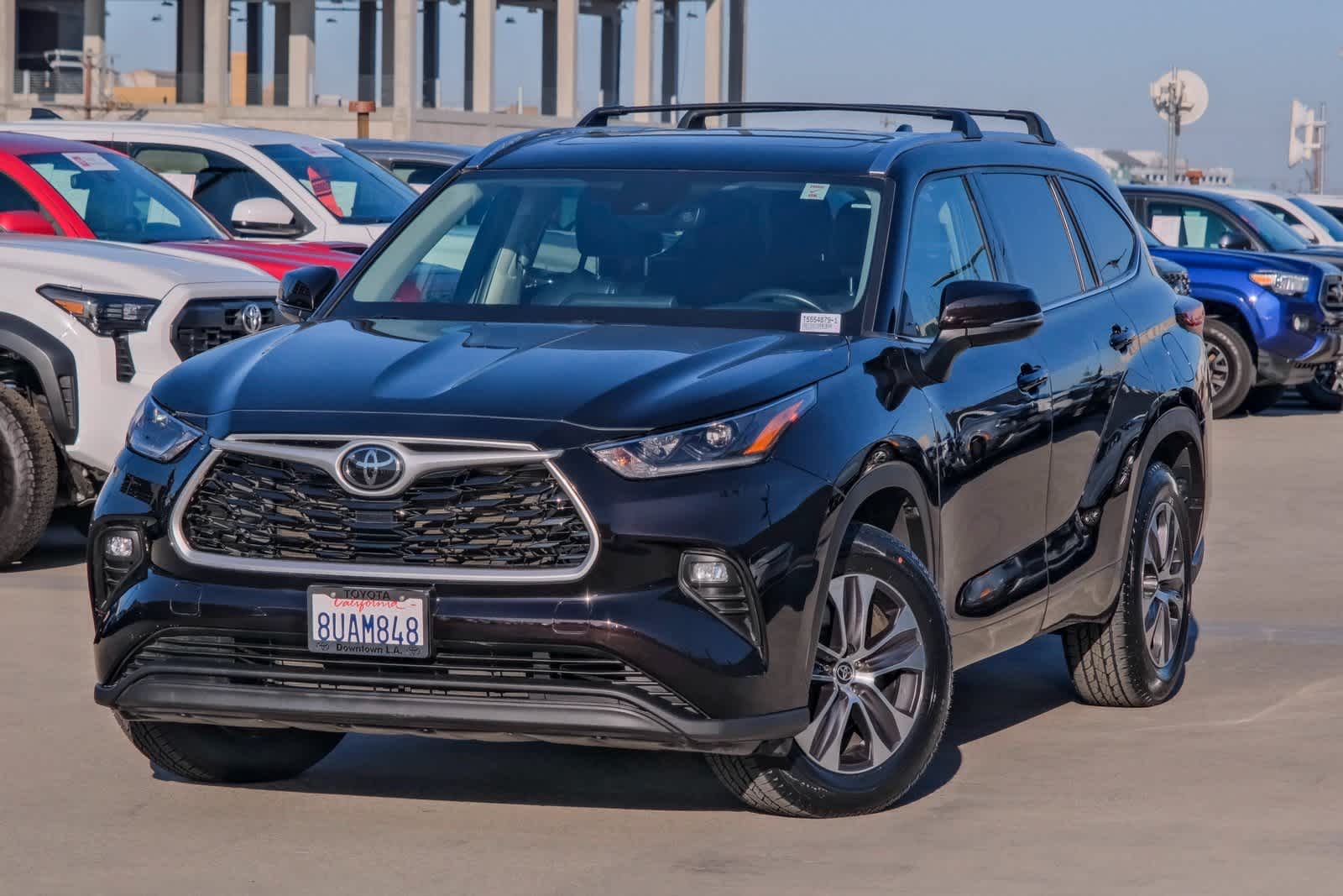 Thumbnail: 2021 Toyota Highlander - 1
