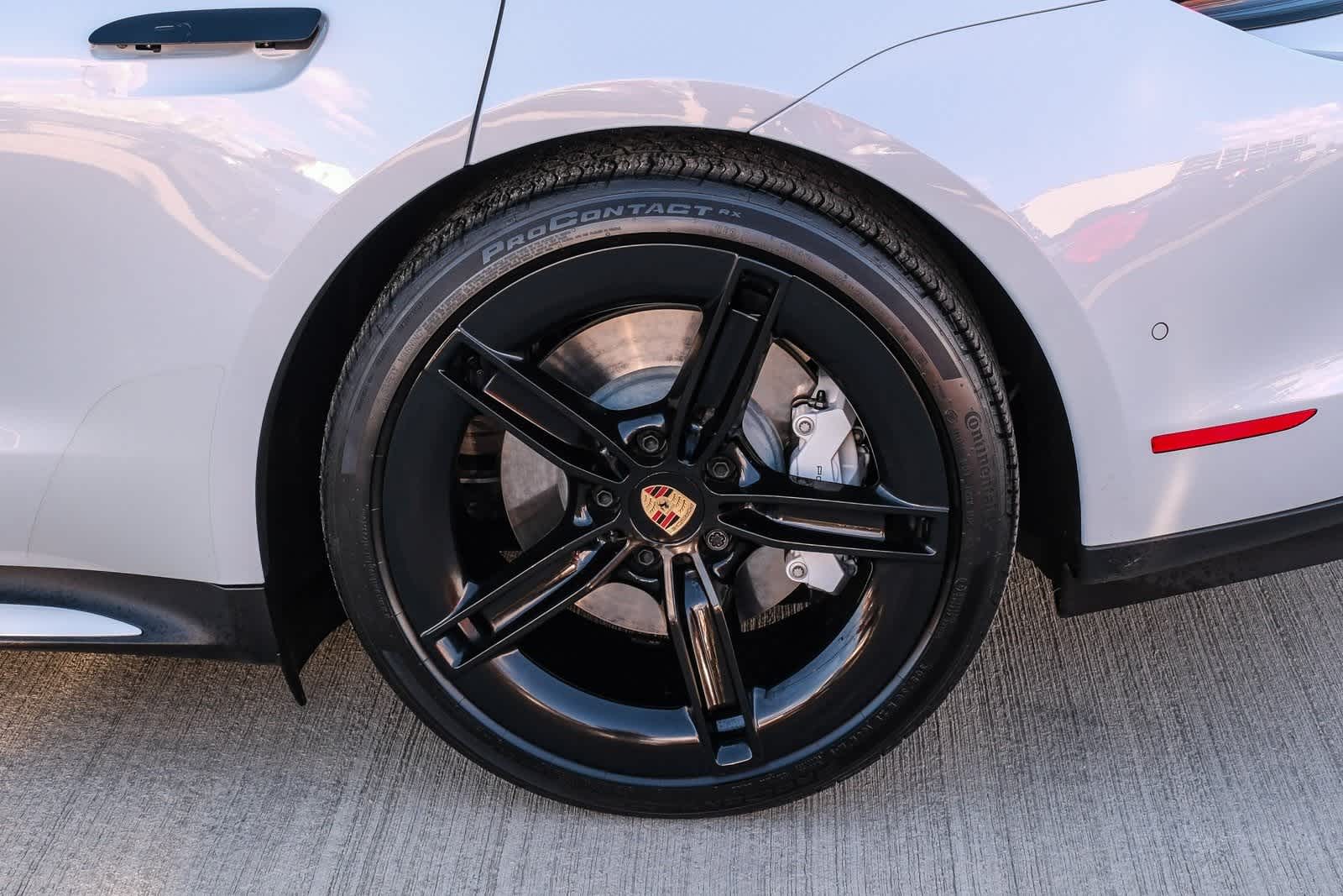 Thumbnail: 2025 Porsche Taycan - 9